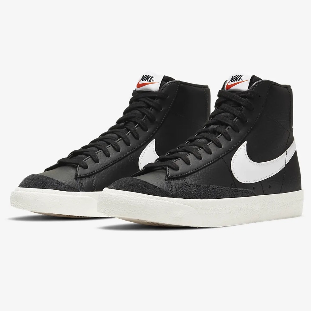 Nike Blazer Mid '77 Women’s Shoes SZ 5
